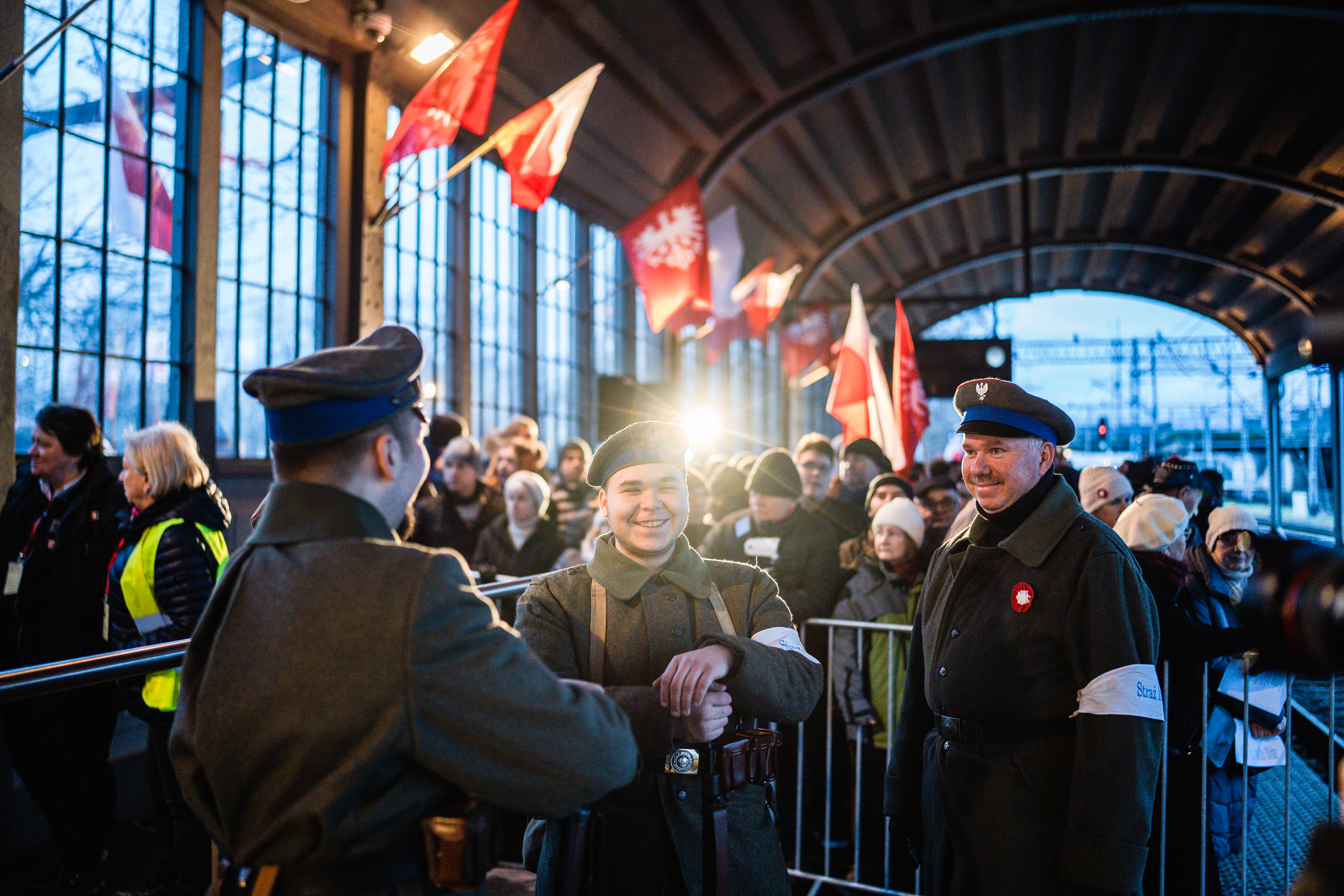 Fotografia okolicznościowa podczas 104 rocznicy Powstania Wielkopolskiego